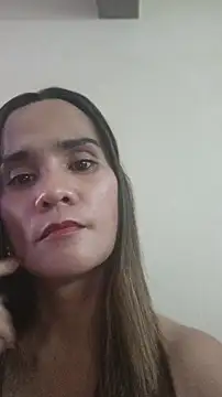 NinaDOM4CUM – Naživo XXX chat