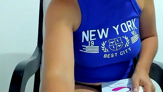 Czat XXX na żywo – Sami_Hotie1