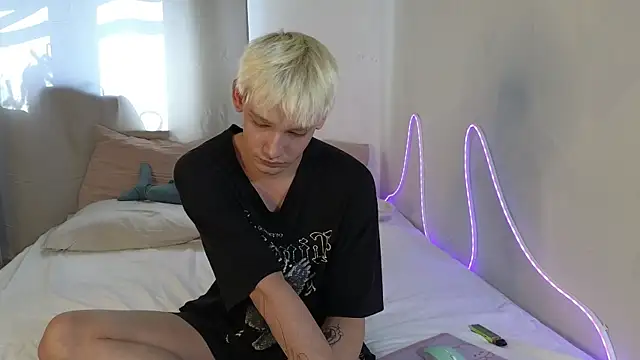 Julian_wins: вебкам-шоу