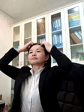 ialnuyoa_h's Live XXX Chat