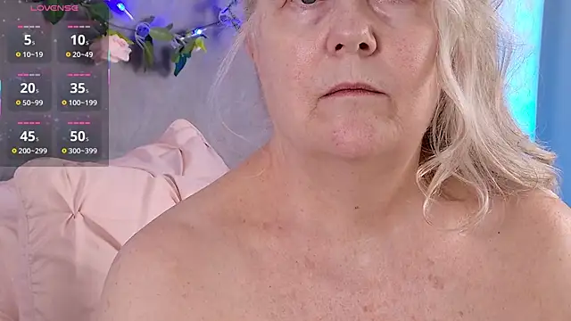 Živý XXX chat Kaitlyn_Winters