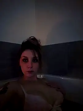 LilyOrion: απευθείας συνομιλία ΧΧΧ