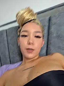 Živý XXX chat alaia_princess