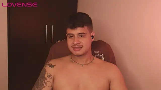 Chat +18 de BjornSteel ao vivo