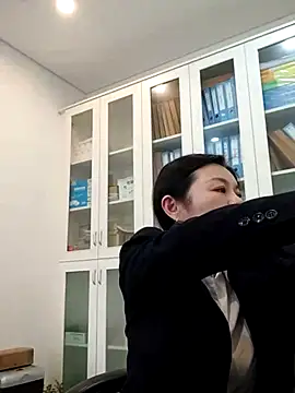 ialnuyoa_h – Live XXX-chat