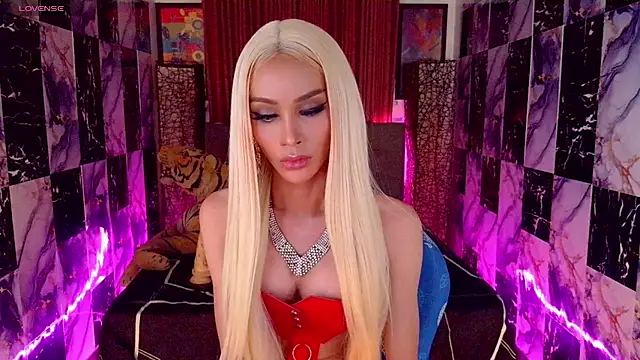 SeductiveSamanthaTS' Webcam Show