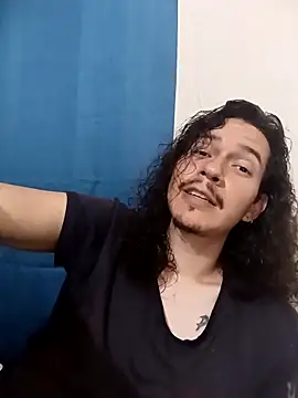 Chat +18 de OnixAgata0 ao vivo