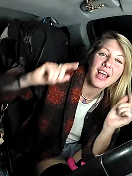 SheIsSomething – Naživo XXX chat