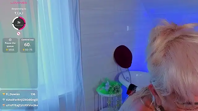 AnittaHarris_ 现场XXX聊天