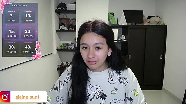 دردشة elaine_sun1 الجنسية المباشرة