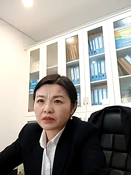 ialnuyoa_h's Live XXX Chat