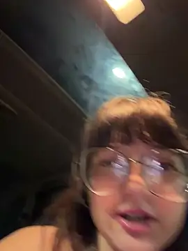 urpuppymoon Chat XXX in diretta