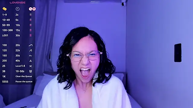 Anyi_1のライブXXXチャット