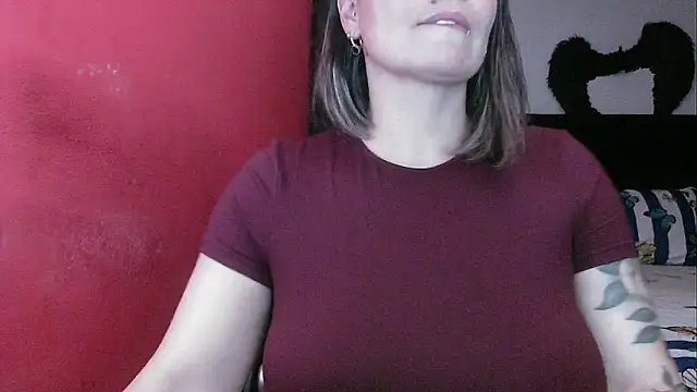 XXX chat uživo modela charlotedoll