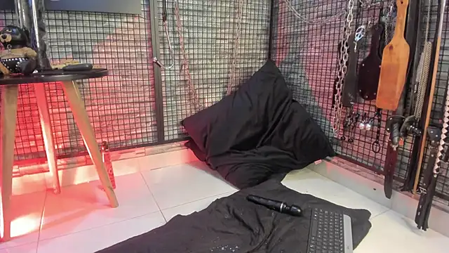 EVA_BDSM's Live XXX Chat