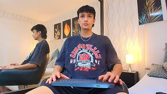 Lean_Portman webkamerás műsora