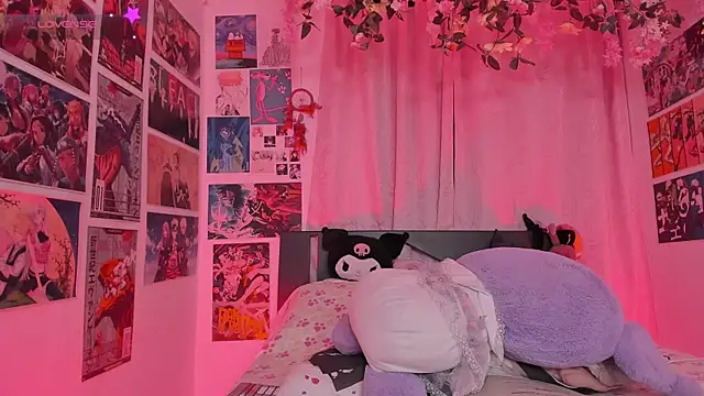 MissCurvyTop Live XXX-chat