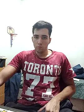 agustinn_r Show Webcam