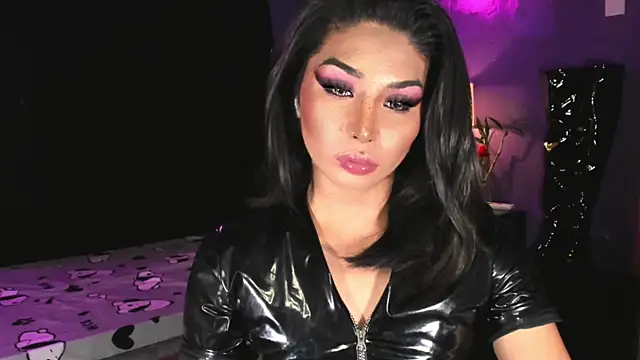 MaxxineMorenaTs Pertunjukan Webcam