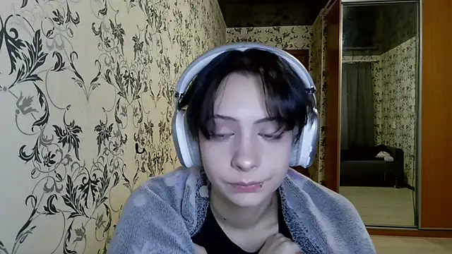 Chatroom XXX en direct de LxayBloom