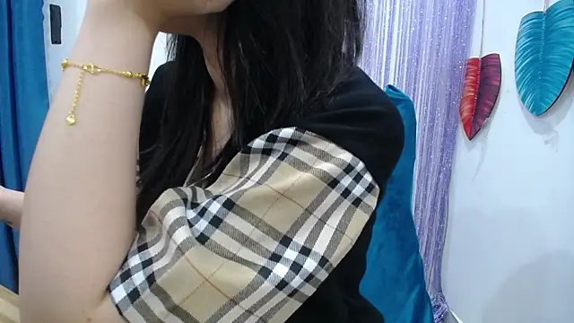 Chatroom XXX en direct de Ari-sweety