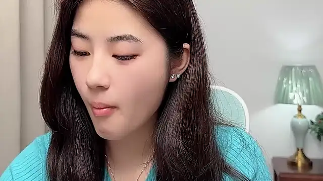 Nicole20266のライブXXXチャット