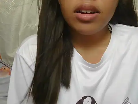 แชท XXX สดของ ChubbyButty