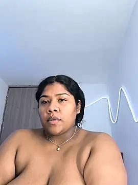 paola091 Show in webcam