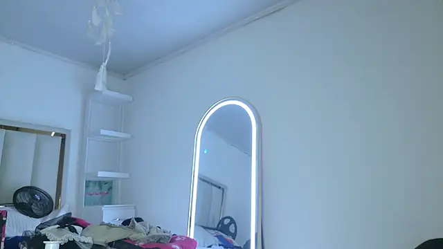 Chatroom XXX en direct de eva_sin18