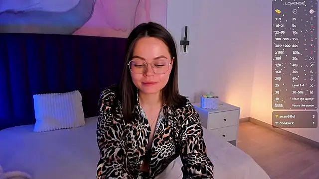 Kelly_Cuutie's Live XXX Chat