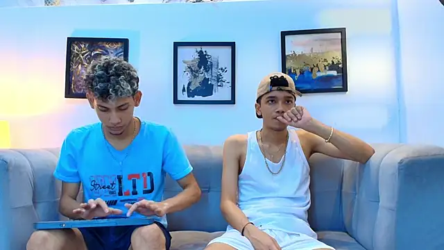 YOUNG_BOYS_HELL 现场XXX聊天