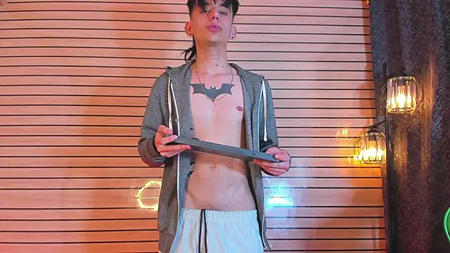 Chat XXX en directo de TheBatMansion