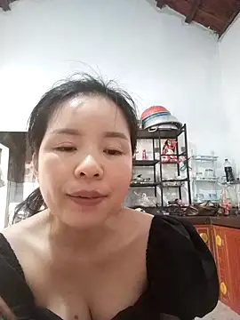 Chatroom XXX en direct de Ivy_Trix2