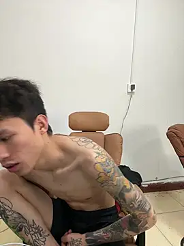 zzzzppp3 Adlı Modelin Web Kamerası Şovu