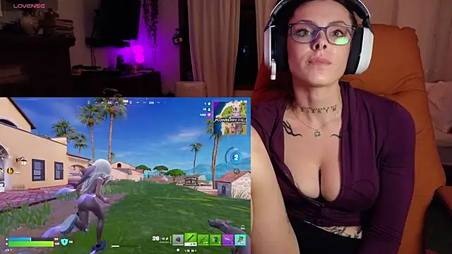 GennaJames' Live XXX Chat