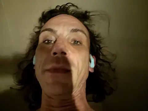 Pokazy przed kamerką – sissyvee