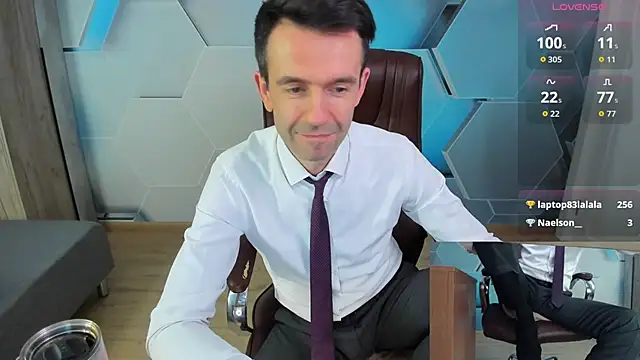 Show modela SteveTiger na web-kameri