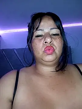 Chatroom XXX en direct de RosenRot07