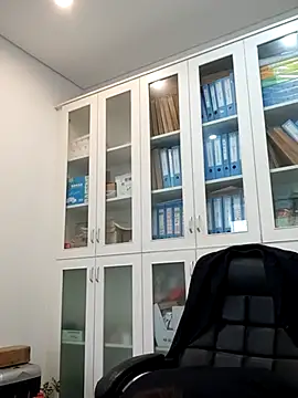 ialnuyoa_h's Live XXX Chat