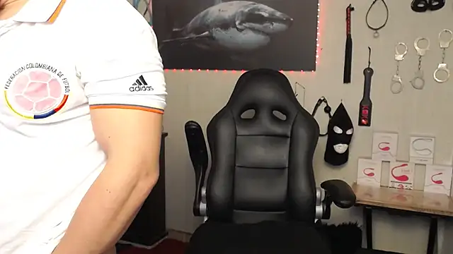 bayronfit 网络视讯表演