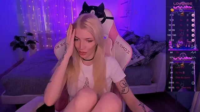 AnyaTaylor_ élő XXX-chatje