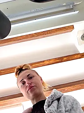 kylie_blck 现场XXX聊天