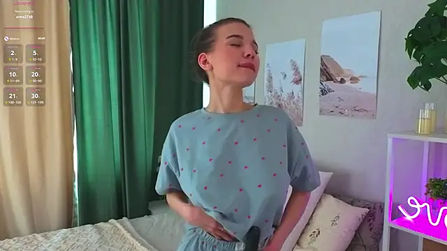 LatashaTarrn Webbikameraesitys