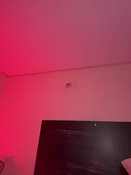 Chat XXX en directo de sharlot24