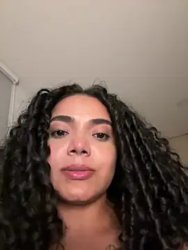 دردشة Curlyierr الجنسية المباشرة