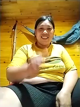 kussecka élő XXX-chatje