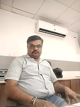 Desi_Lodo_Gujju_Boy 网络视讯表演