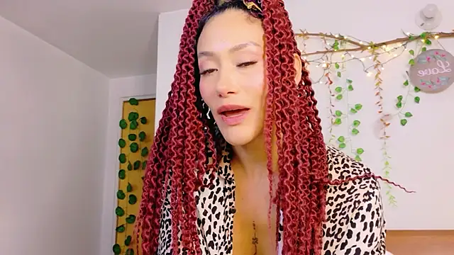 Chat XXX en directo de Ajua__Uva