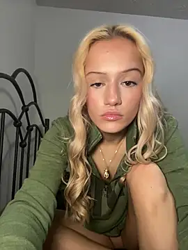 kaci_brooke: διαδικτυακό σόου στην κάμερα