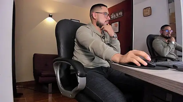 Show Webcam de thesexlawyerx